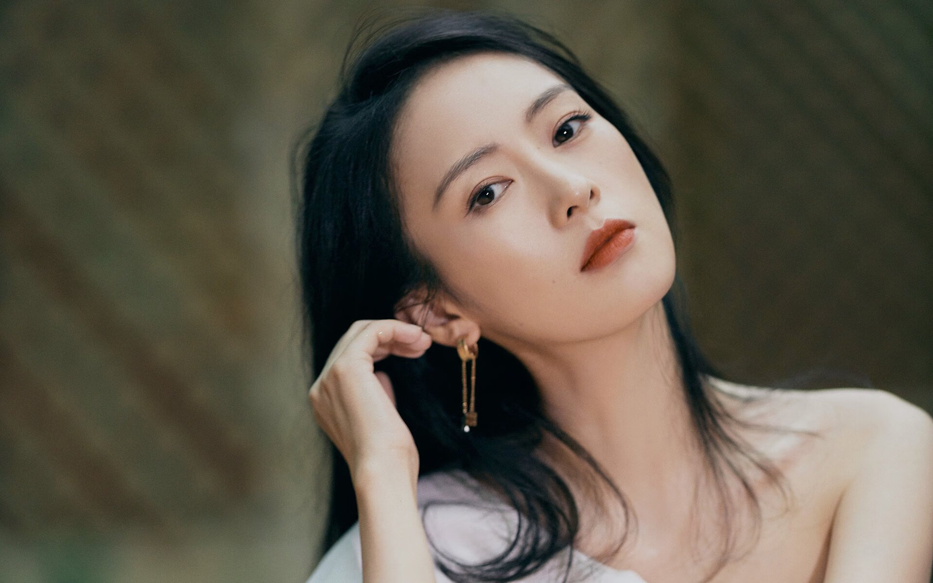 欧洲杯终极对决：战术博弈中的巅峰瞬间，欧洲杯比赛中段