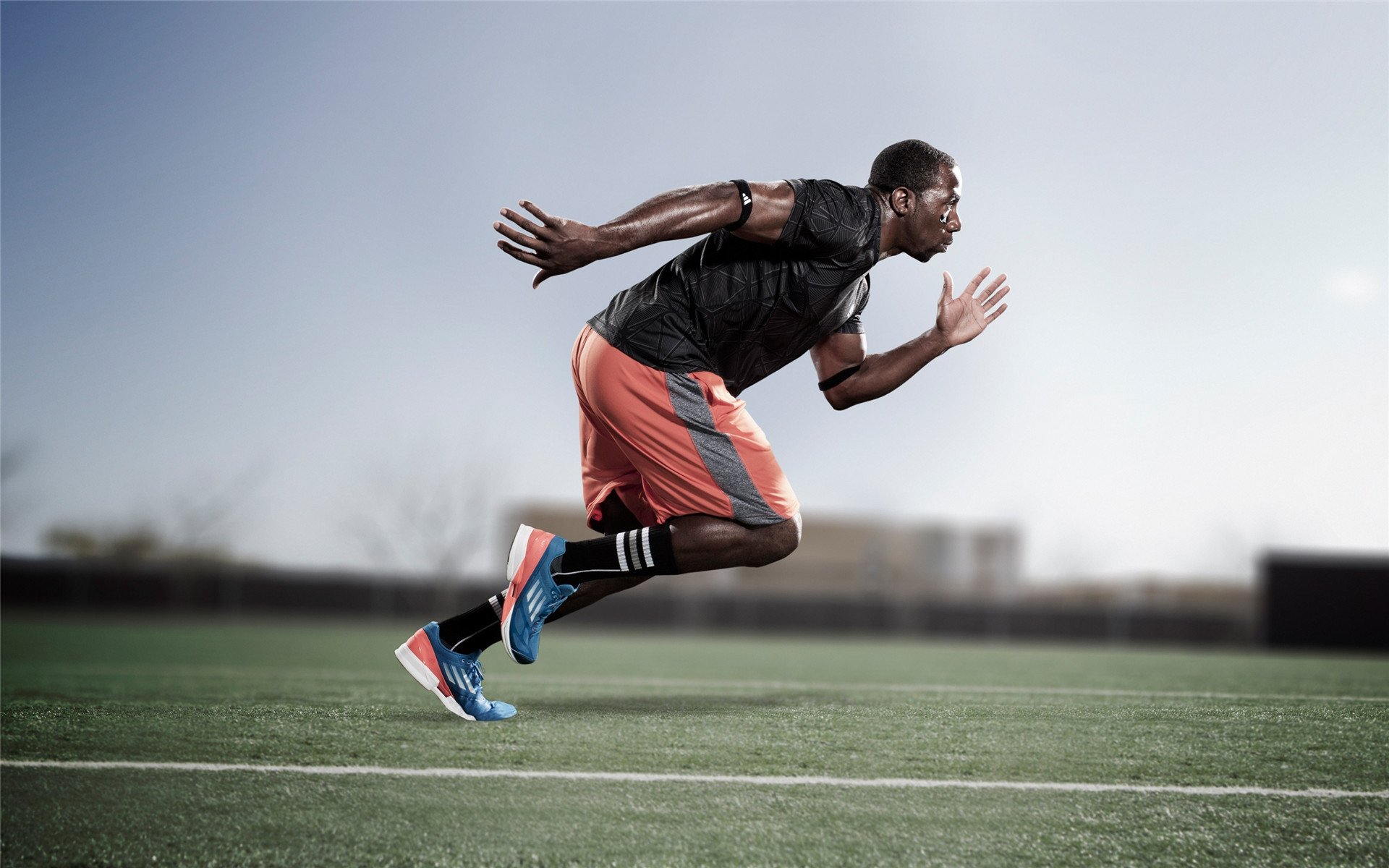 “青少年运动员在全国锦标赛中表现抢眼，实力新秀崭露头角”，2020年全国青少年锦标赛规程